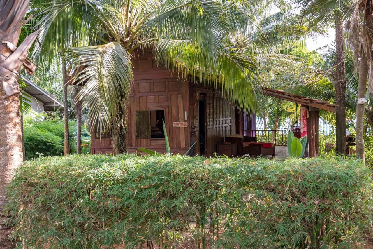 Thai Heritage Koh Mak Hotel Exterior photo